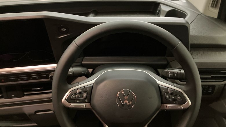 Volkswagen Transporter T32 Swb Electric 160kW 65kWh Commerce Pro Van Auto